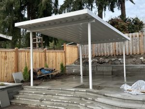 Freestanding V Pan Cover With Smooth White Finish Finish In Bellevue
